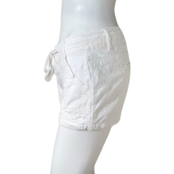 Textured Drawstring Shorts (1) - Picture 3 of 7